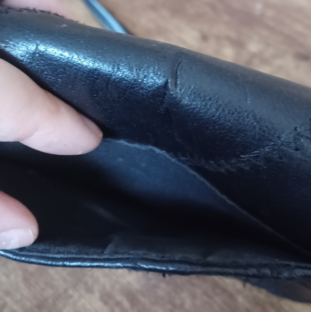 Black Vegan leather wallet small crossbody bag w/ mirror - Picture 7 of 7